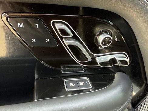 Used 2021 Land Rover Range Rover Westminster Edition image 21