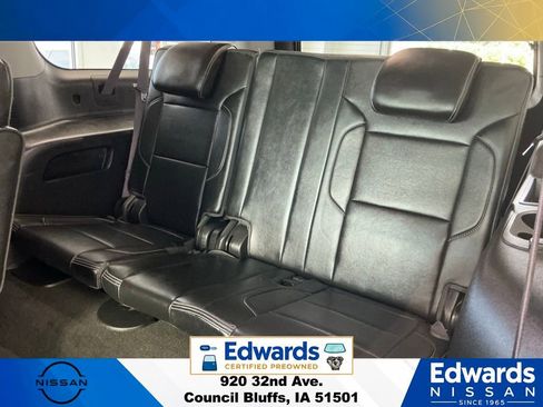 Used 2016 GMC Yukon XL Denali w/ Open Road Package AWD/4WD image 14