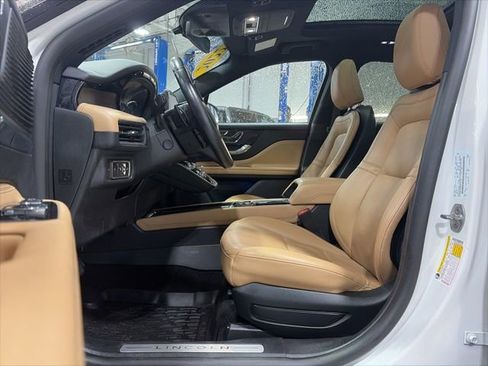 Used 2022 Lincoln Corsair Reserve w/ Equipment Group 201A image 19