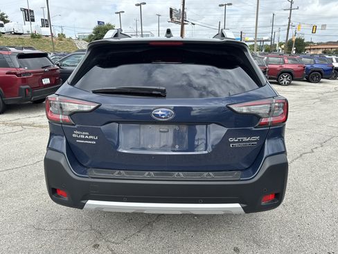 Certified 2024 Subaru Outback Touring XT AWD/4WD image 4