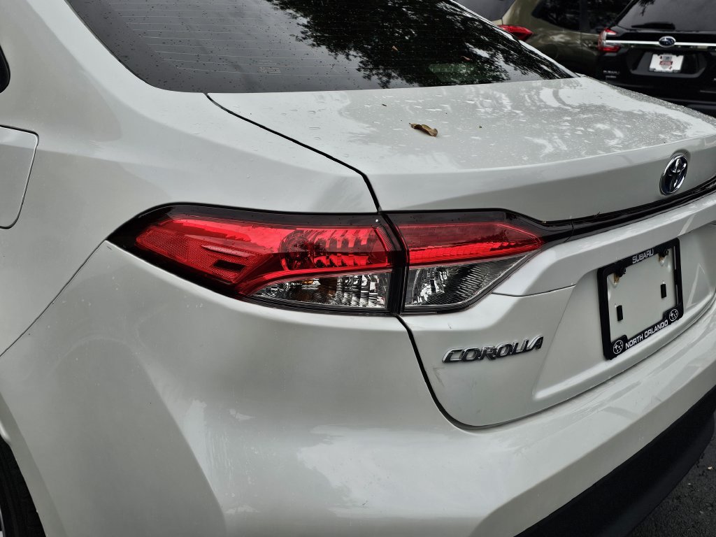 Used 2024 Toyota Corolla LE FWD image 7