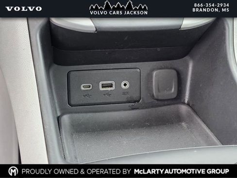 Used 2024 GMC Terrain SLE w/ Driver Convenience Package FWD image 20