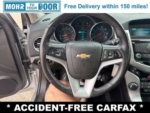 Used 2014 Chevrolet Cruze LT image 18