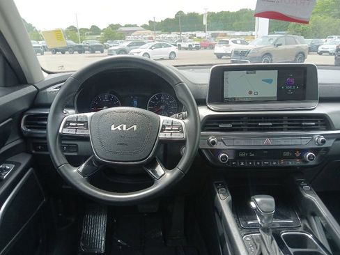 Used 2022 Kia Telluride S FWD image 27