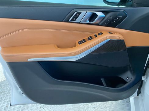 Certified 2023 BMW X5 xDrive45e w/ M Sport Package image 12