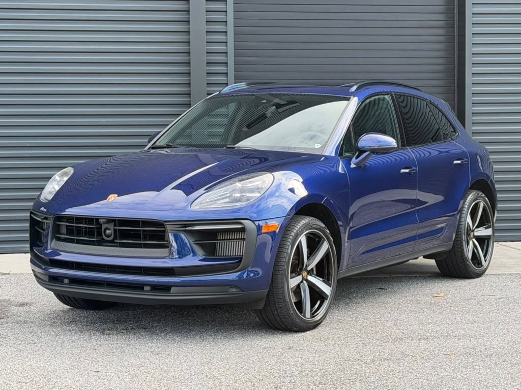 Used 2024 Porsche Macan S AWD/4WD image 1