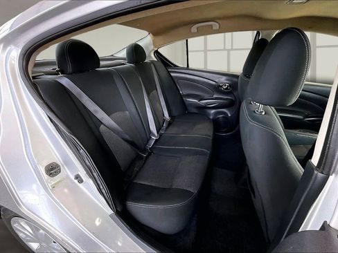 Used 2017 Nissan Versa SV image 28