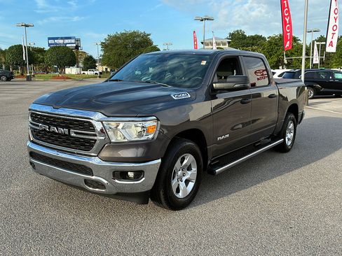 Used 2024 RAM 1500 Big Horn RWD image 7