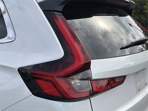 Used 2023 Honda CR-V EX image 10