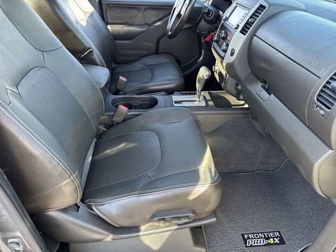 Certified 2019 Nissan Frontier PRO-4X w/ Pro-4x Luxury Package image 24