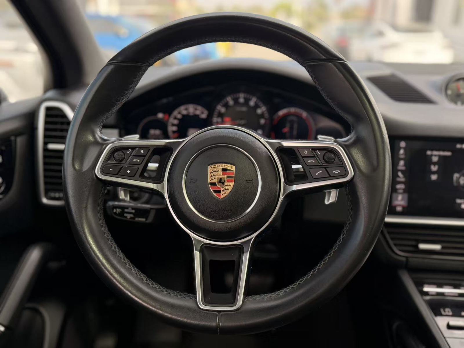 Used 2019 Porsche Cayenne AWD/4WD image 12