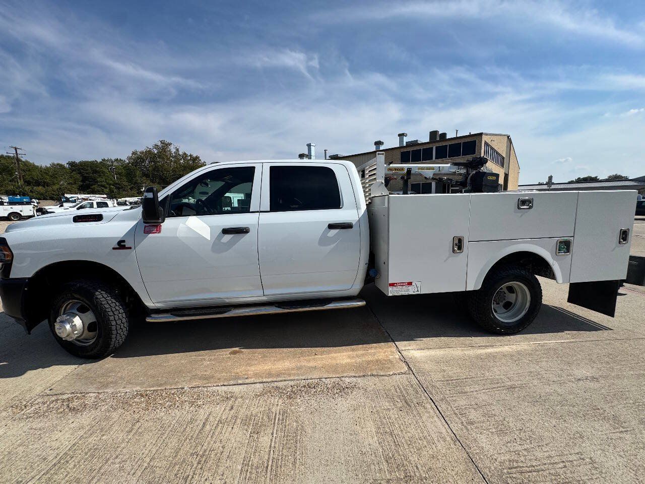 Used 2024 RAM 3500 Tradesman AWD/4WD image 1