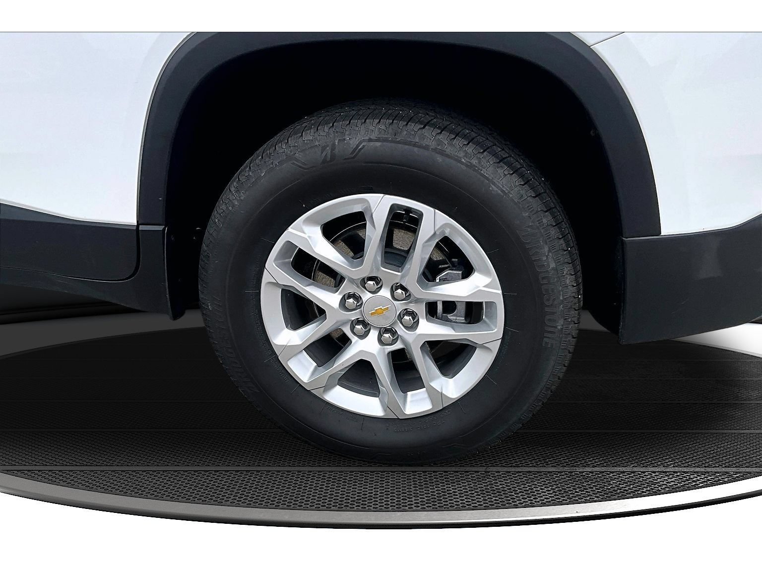 Used 2024 Chevrolet Traverse LS w/ Safety Package FWD image 38