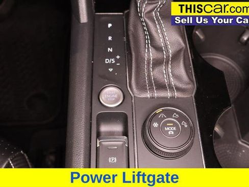 Used 2023 Volkswagen Atlas Cross Sport SE w/ Panoramic Sunroof Package image 20