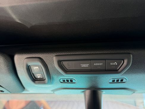 Used 2019 Jeep Wrangler Unlimited Rubicon image 18