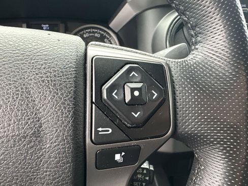 Used 2022 Toyota Tacoma SR5 image 13