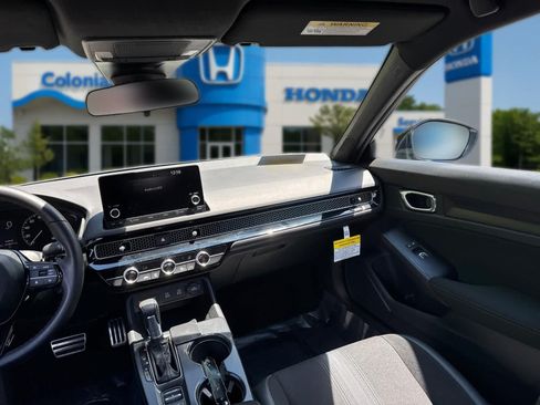 Used 2026 Honda Civic Sport image 32