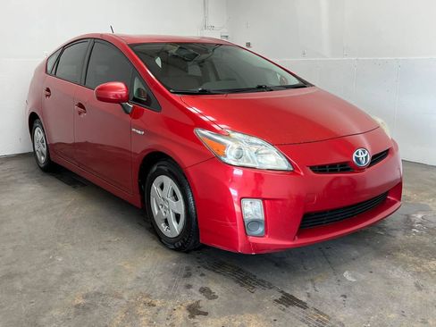 Used 2010 Toyota Prius Two w/ Preferred Accessory Pkg FWD image 3