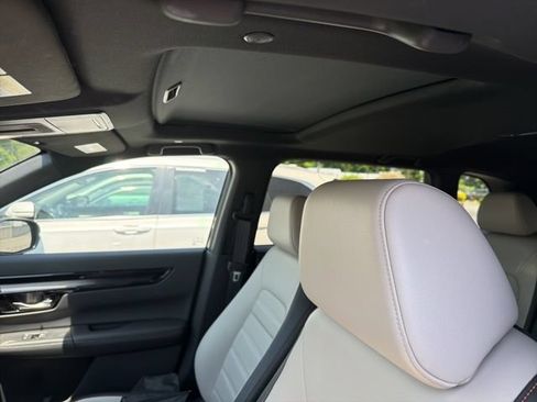Used 2023 Honda CR-V Sport Touring image 9