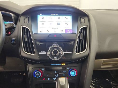 Used 2017 Ford Focus Electric Hatchback FWD image 13