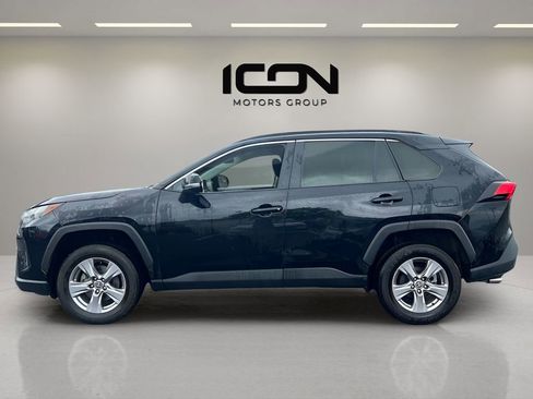 Used 2023 Toyota RAV4 XLE FWD image 3