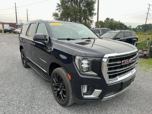 Used 2022 GMC Yukon SLT w/ SLT Luxury Package AWD/4WD image 7