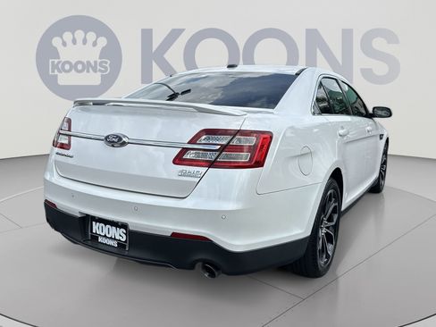 Used 2018 Ford Taurus SHO AWD/4WD image 11