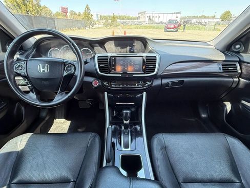 Used 2017 Honda Accord EX-L image 3