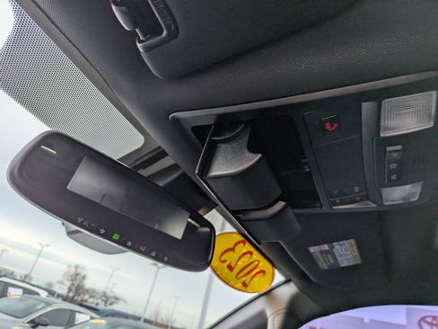 Used 2023 Toyota Tacoma TRD Off-Road image 20