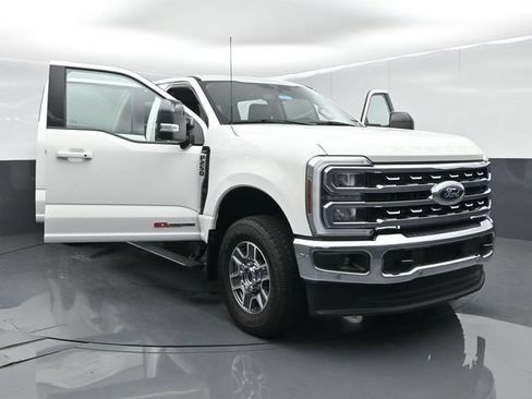 Used 2024 Ford F250 Lariat w/ Lariat Ultimate Package AWD/4WD image 63