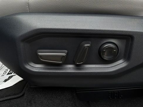 New 2026 Toyota Tundra Limited AWD/4WD image 11