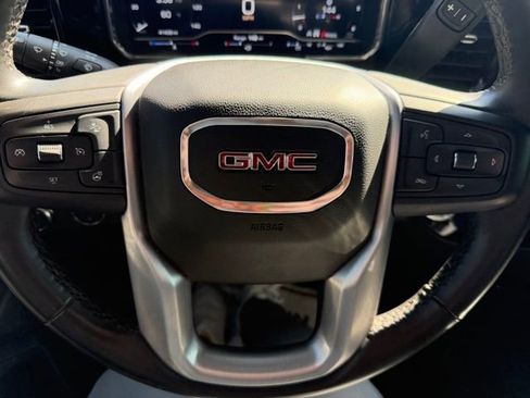 Used 2023 GMC Sierra 1500 SLE image 15