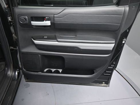 Used 2019 Toyota Tundra Limited AWD/4WD image 31