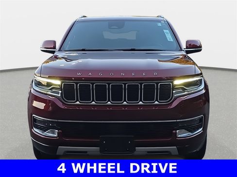 Used 2022 Jeep Wagoneer Series II image 2