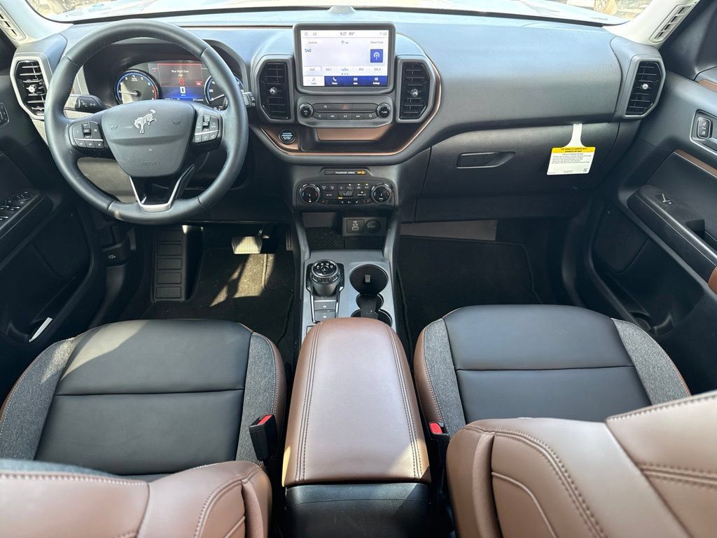 Used 2024 Ford Bronco Sport Outer Banks AWD/4WD image 11