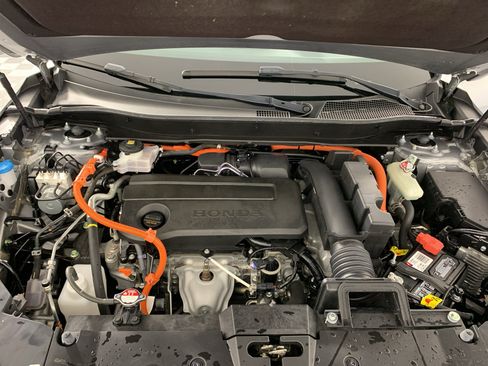 Used 2024 Honda CR-V Sport image 11