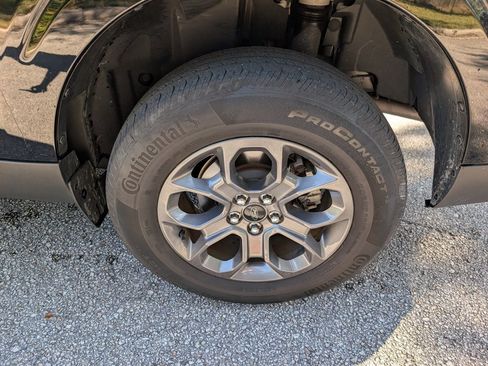 Used 2023 Ford Maverick XLT w/ XLT Luxury Package image 11