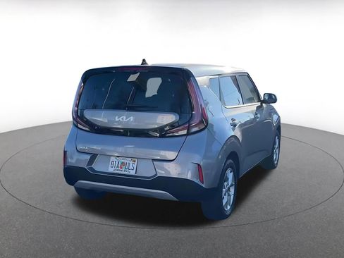 Used 2025 Kia Soul LX w/ LX Technology Package image 14