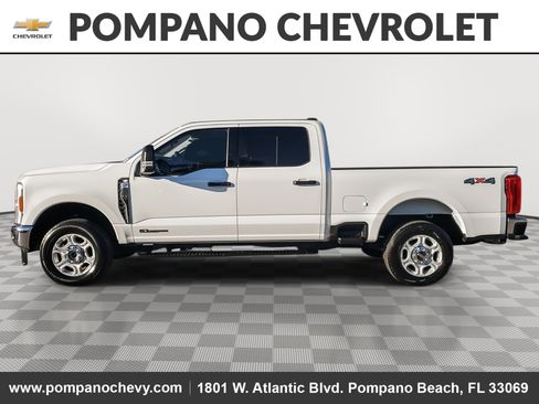 Used 2025 Ford F250 XLT image 4