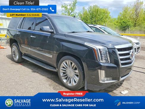 Used 2015 Cadillac Escalade Luxury RWD image 5