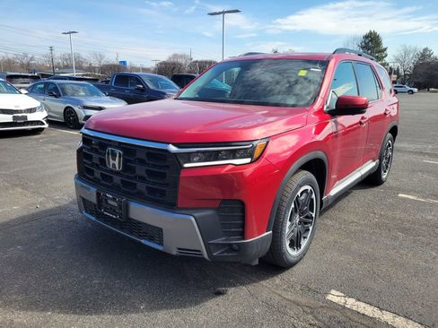 New 2026 Honda Pilot Touring image 10