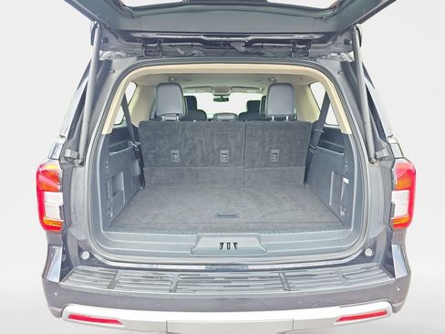 Used 2024 Ford Expedition Max XLT AWD/4WD image 25