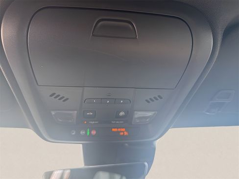 Certified 2022 Cadillac XT4 Sport image 29