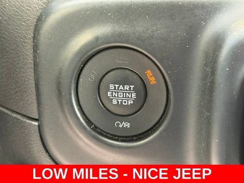 Used 2020 Jeep Wrangler Unlimited Sport S AWD/4WD image 25
