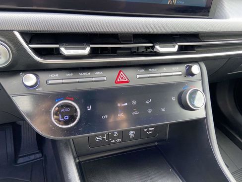 Certified 2025 Hyundai Sonata SEL image 22