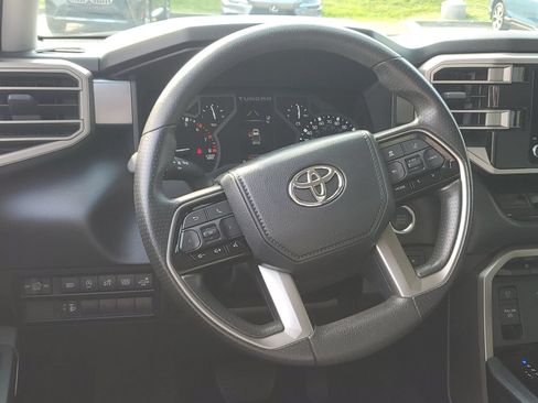 Used 2024 Toyota Tundra SR5 w/ SR5 Convenience Package AWD/4WD image 10