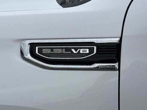 Used 2022 GMC Sierra 1500 SLE AWD/4WD image 9