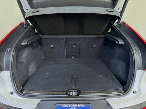 Used 2023 Volvo C40 P8 Recharge Ultimate image 42