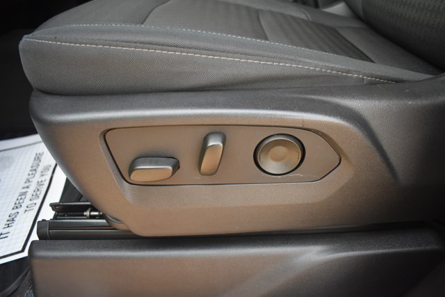 Used 2024 Chevrolet Silverado 1500 RST AWD/4WD image 15