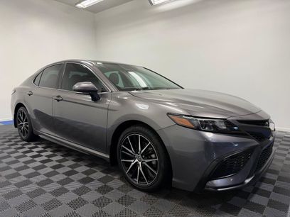Used 2021 Toyota Camry SE w/ Convenience Package